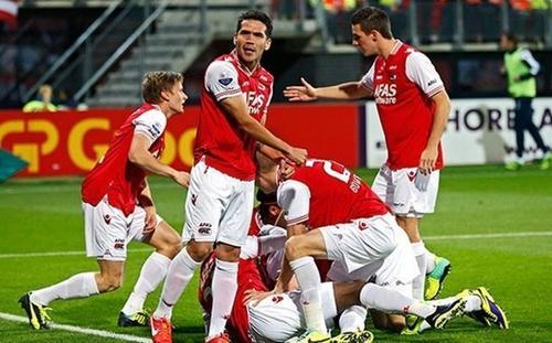 层显然有其 层显然有其