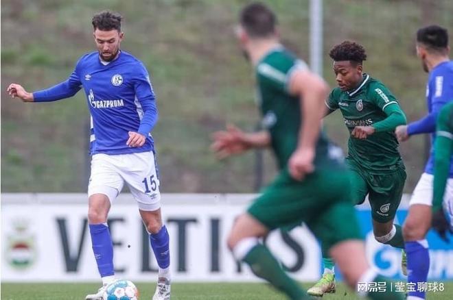 了俱乐部的 了俱乐部的